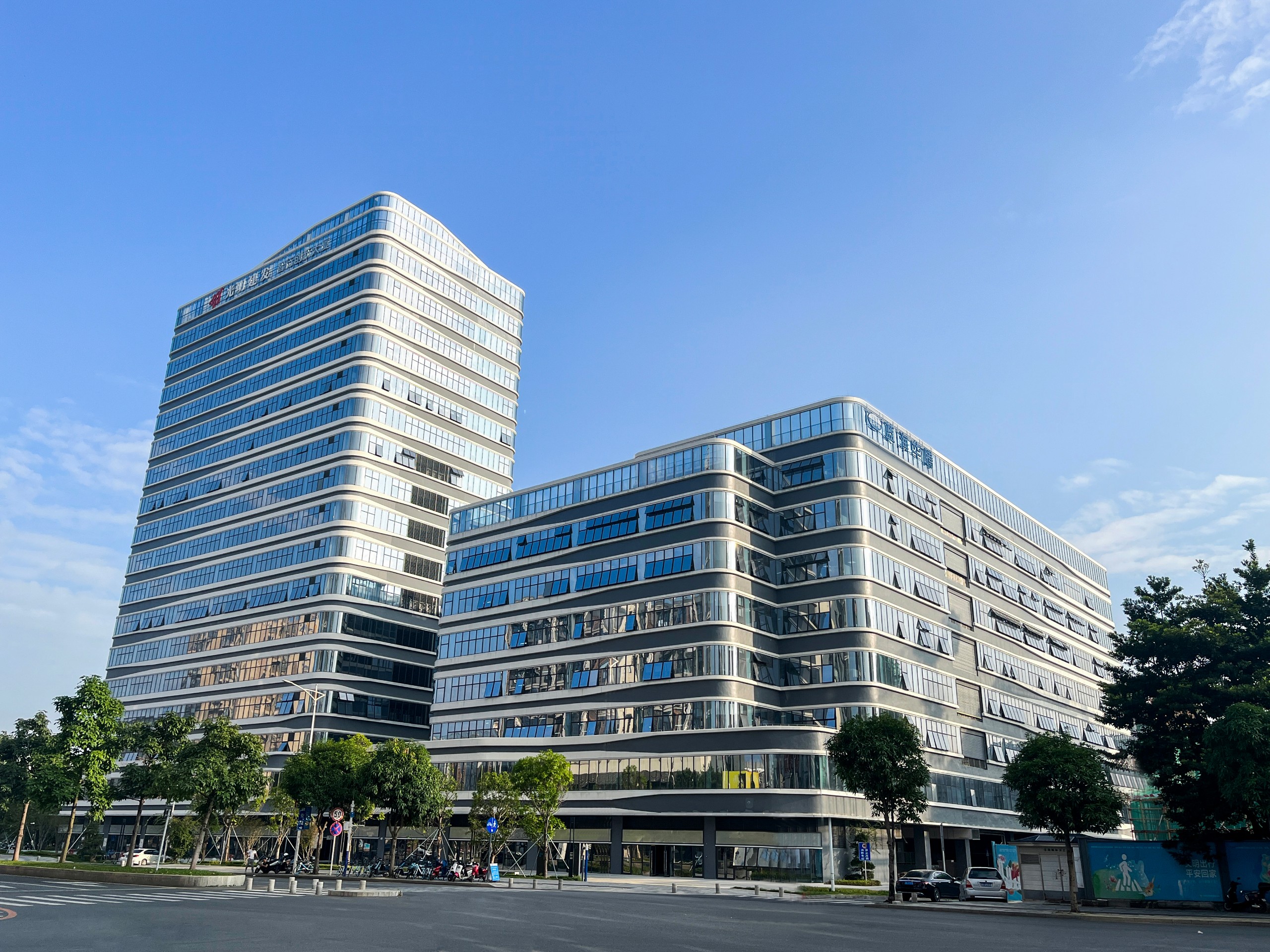 聚焦藍海華騰：低空經(jīng)濟及新能源領(lǐng)域建設(shè)獲地方政府深度關(guān)注與支持！
